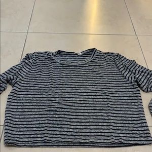 long sleeve crop top